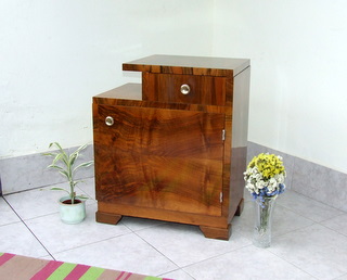 Beautiful walnut veneered bedside cabinet/nightstand or telephone table with vanity drawer.