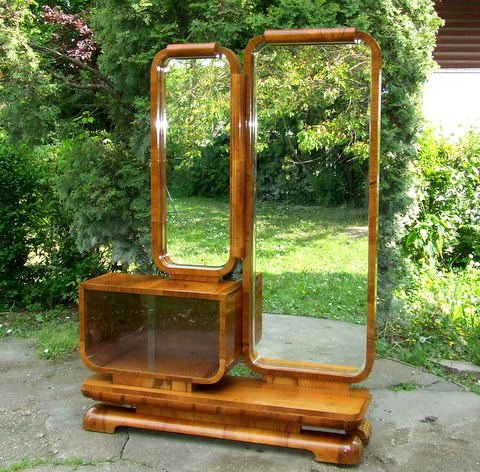 Art Deco Dresing Table.